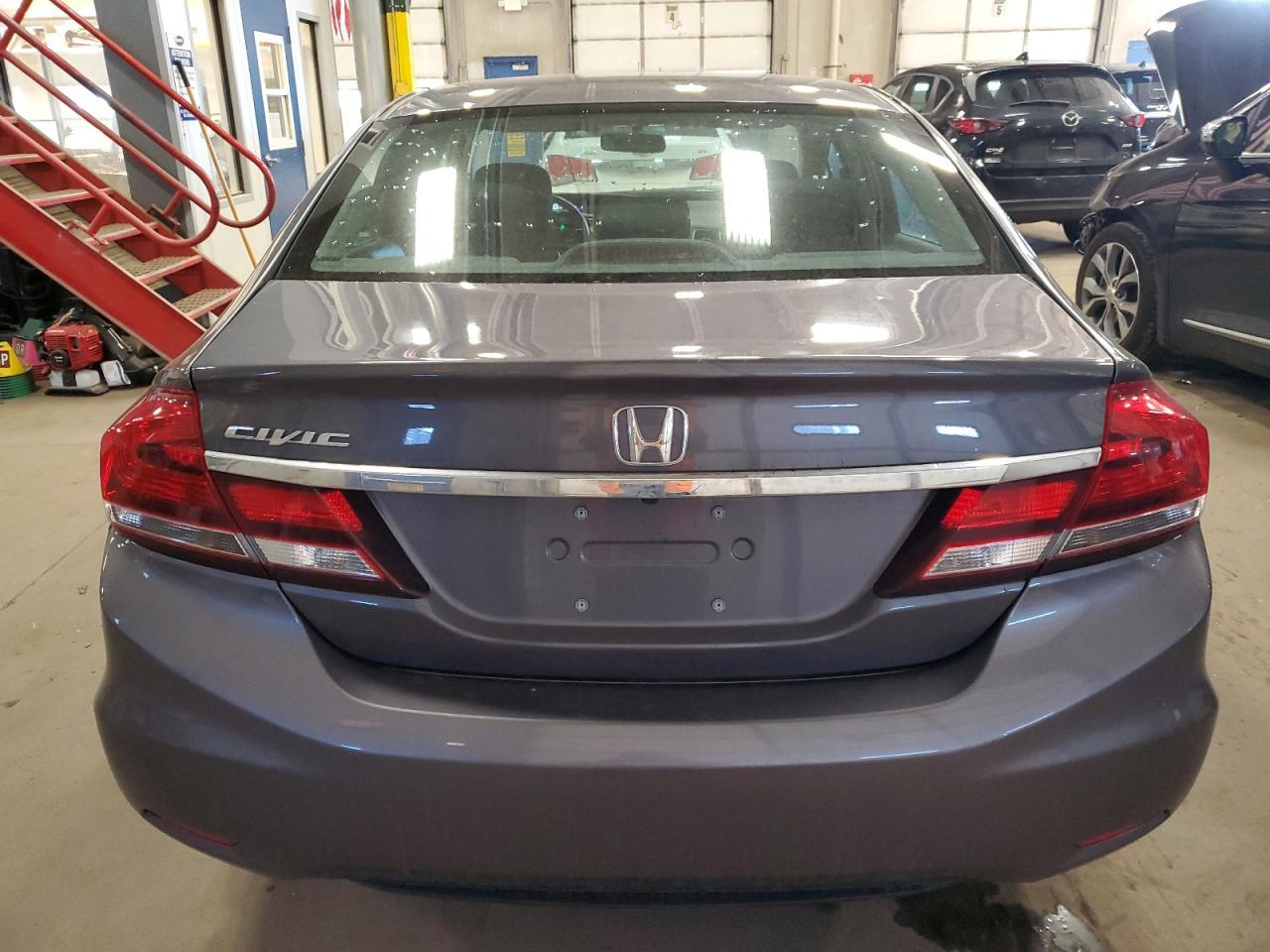 2015 HONDA CIVIC LX - Фото 6