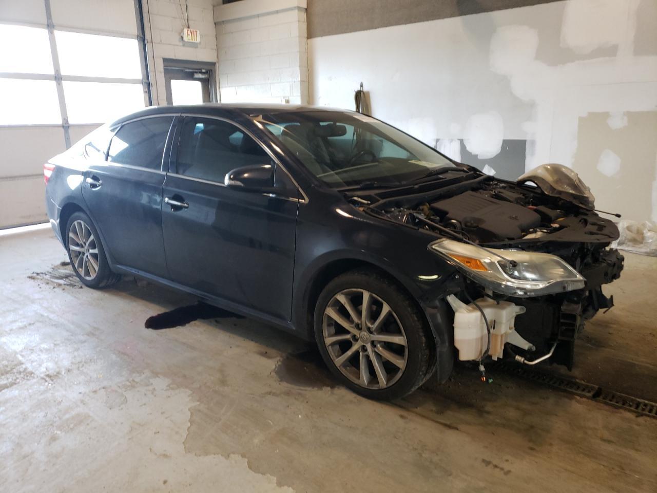 2015 TOYOTA AVALON XLE - Image 4