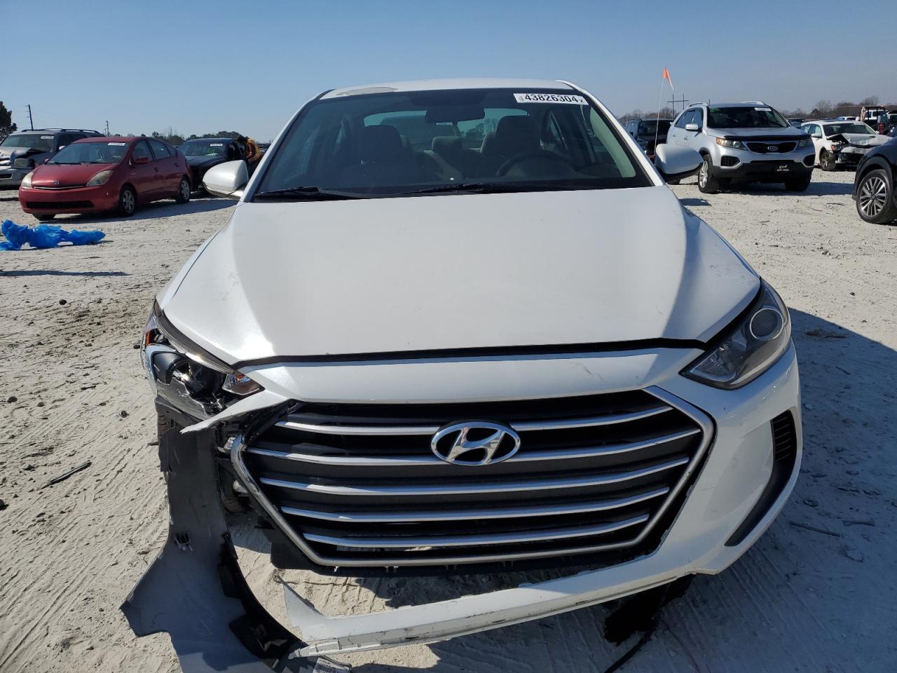 2017 HYUNDAI ELANTRA SE - Фото 5
