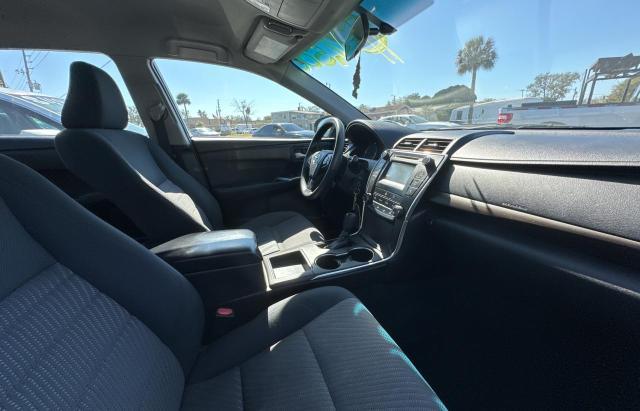 2016 Toyota Camry Le - Фото 5