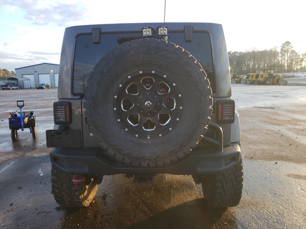 2017 JEEP WRANGLER U - Фото 6