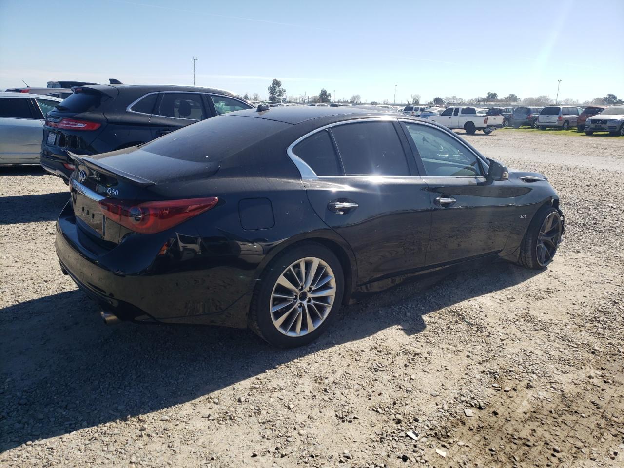 2018 INFINITI Q50 LUXE - Фото 3