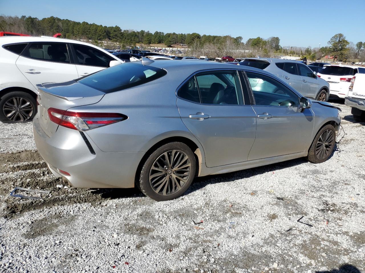 2019 TOYOTA CAMRY L - Image 3
