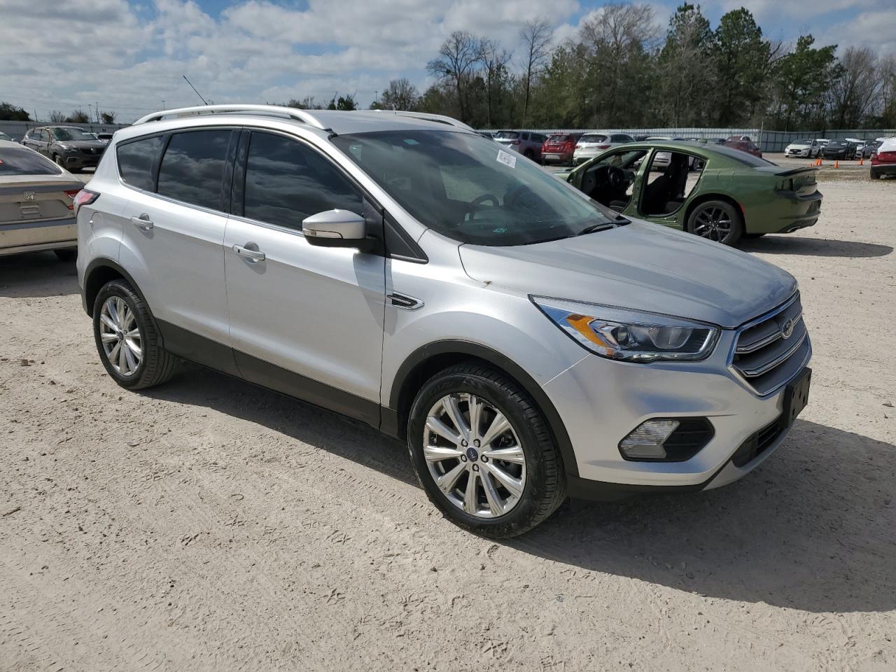 2017 FORD ESCAPE TIT - Image 4
