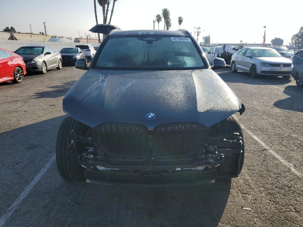 2022 BMW X5 XDRIVE4 - Фото 5