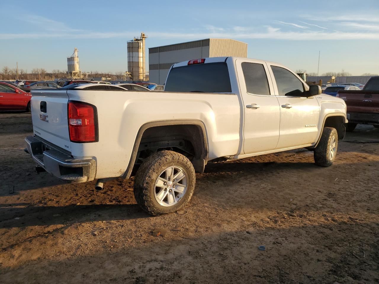 2018 GMC SIERRA K15 - Фото 3