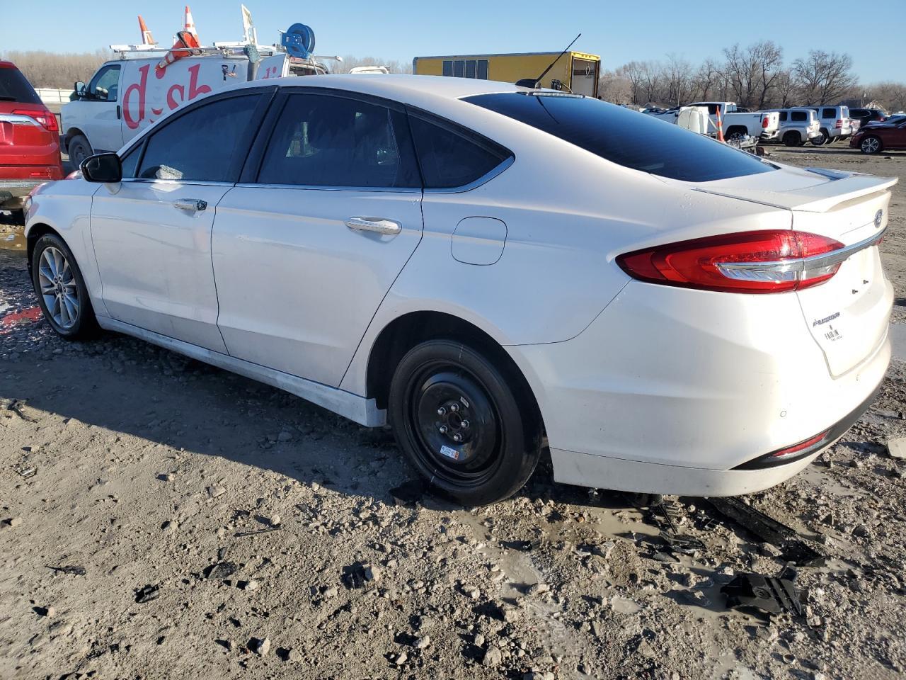 2017 FORD FUSION SE - Фото 2
