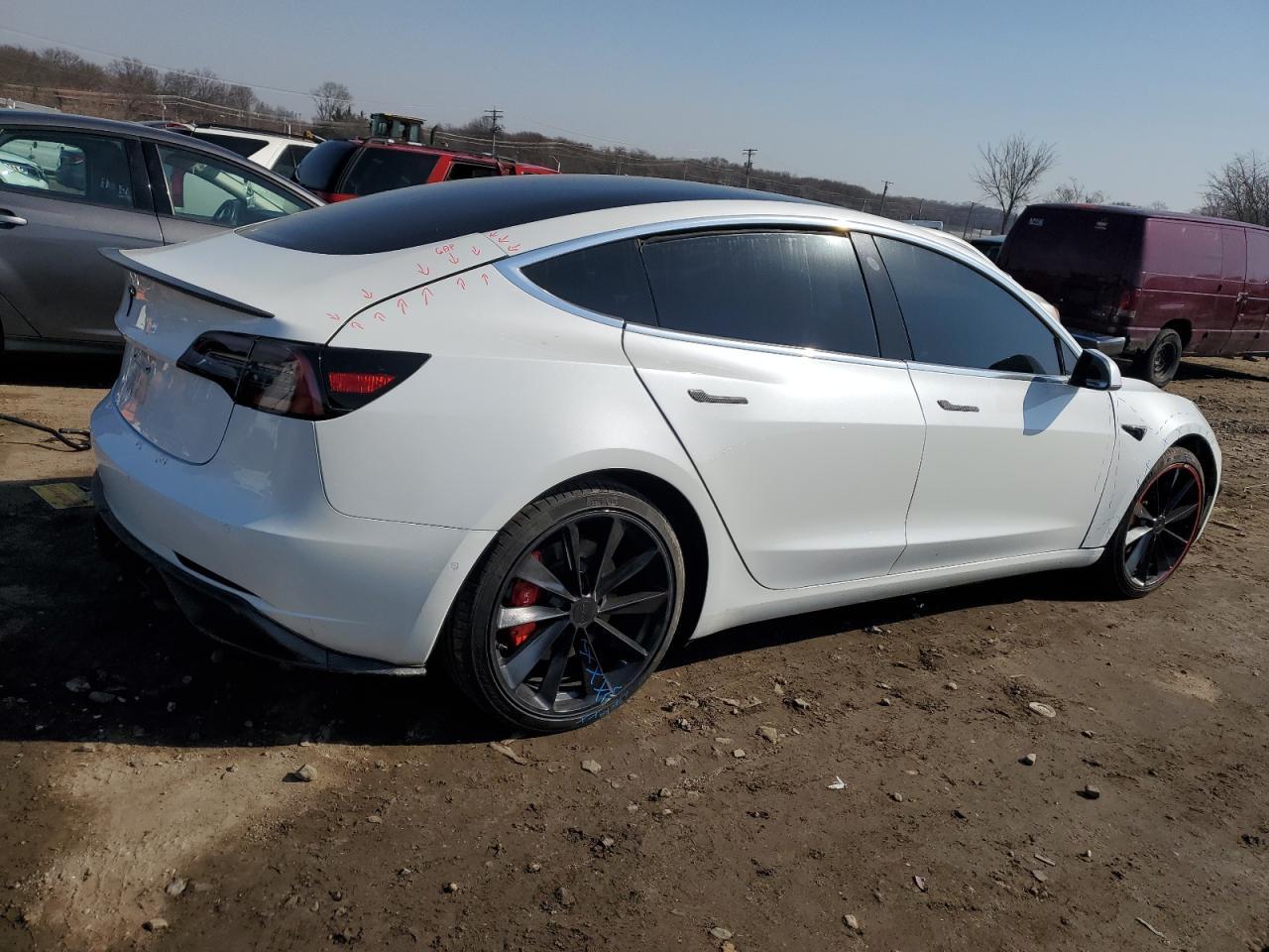 2019 TESLA MODEL 3 - Фото 3