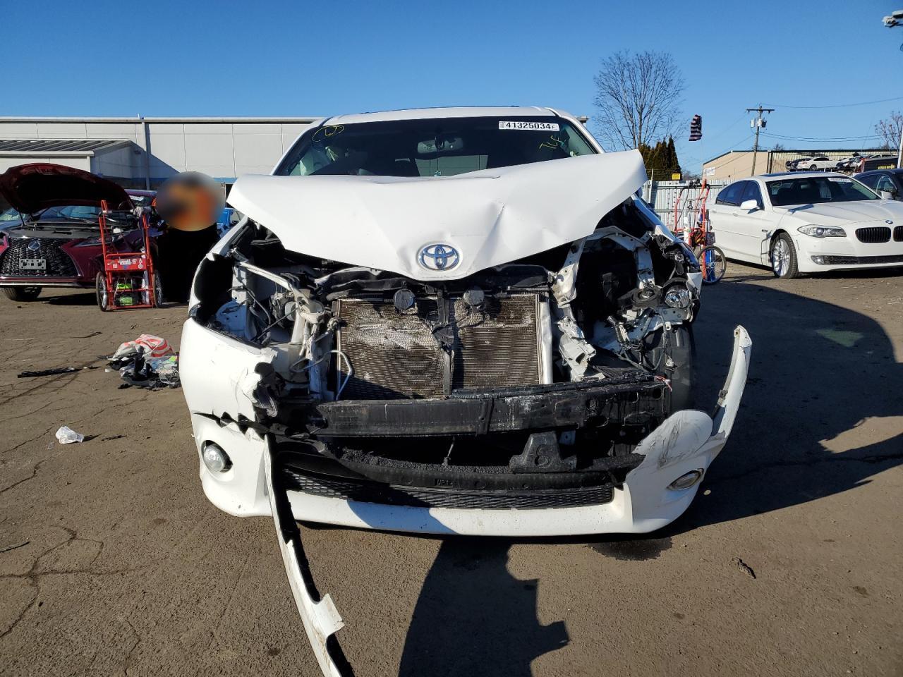 2015 TOYOTA SIENNA SPO - Фото 5