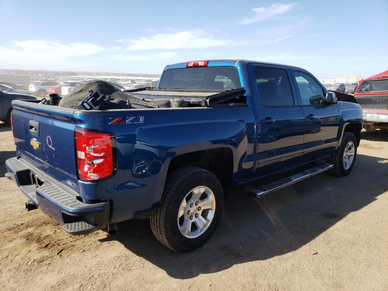 2018 CHEVROLET SILVERADO - Фото 3