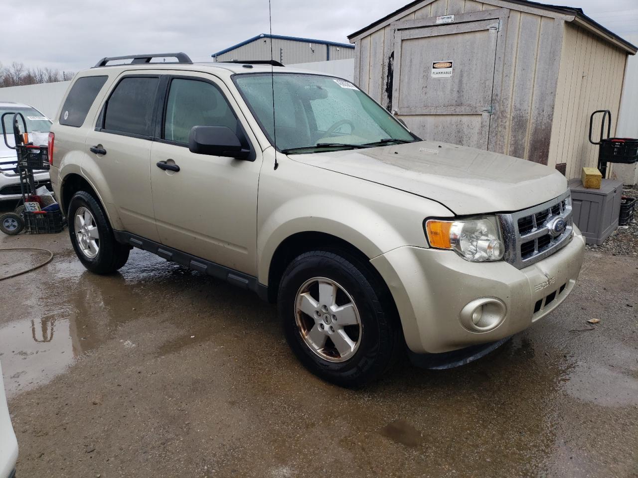 2012 FORD ESCAPE XLT - Image 4