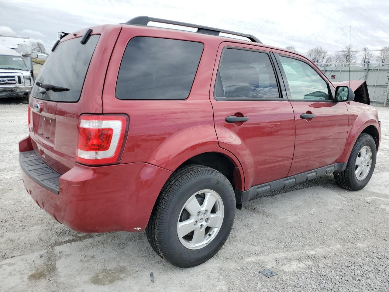 2012 FORD ESCAPE XLT - Фото 3