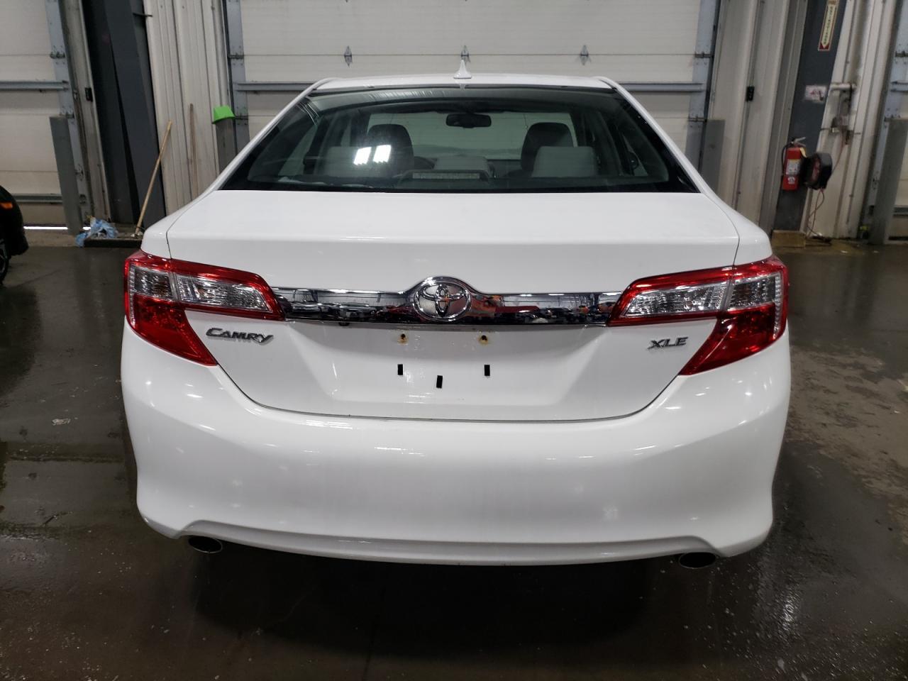 2012 TOYOTA CAMRY SE - Image 6
