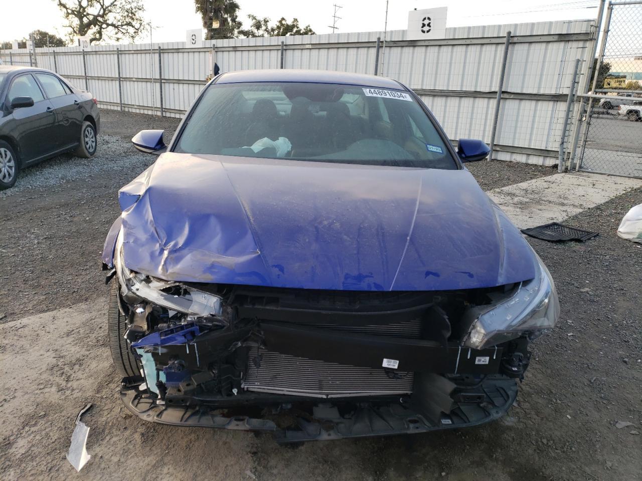 2023 HYUNDAI ELANTRA SE - Фото 5