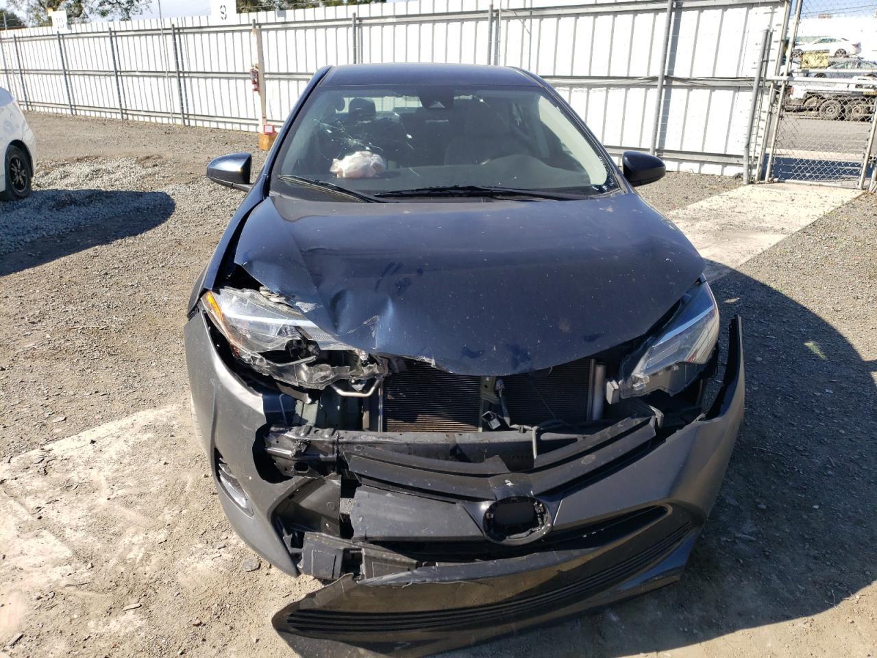 2018 TOYOTA COROLLA L - Image 5