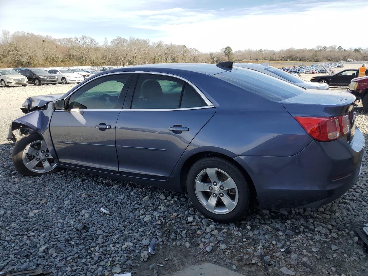 2015 CHEVROLET MALIBU LS - Фото 2