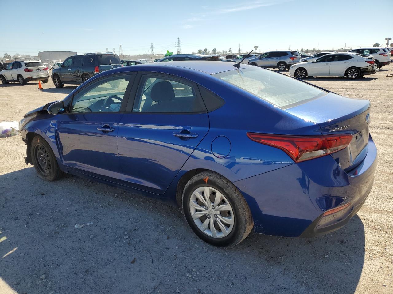 2019 HYUNDAI ACCENT SE - Image 2