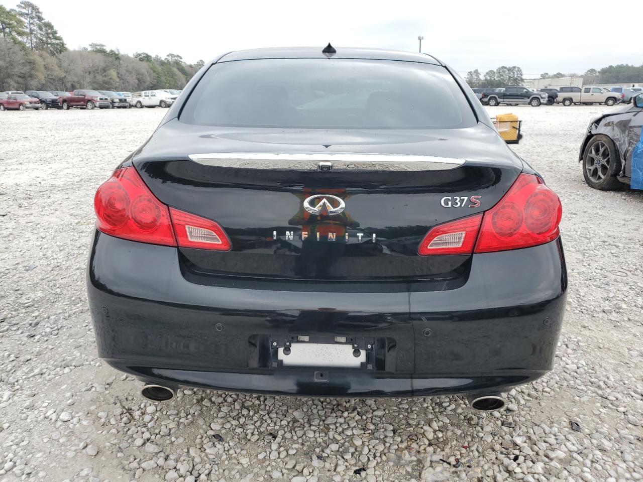 2012 INFINITI G37 BASE - Image 6
