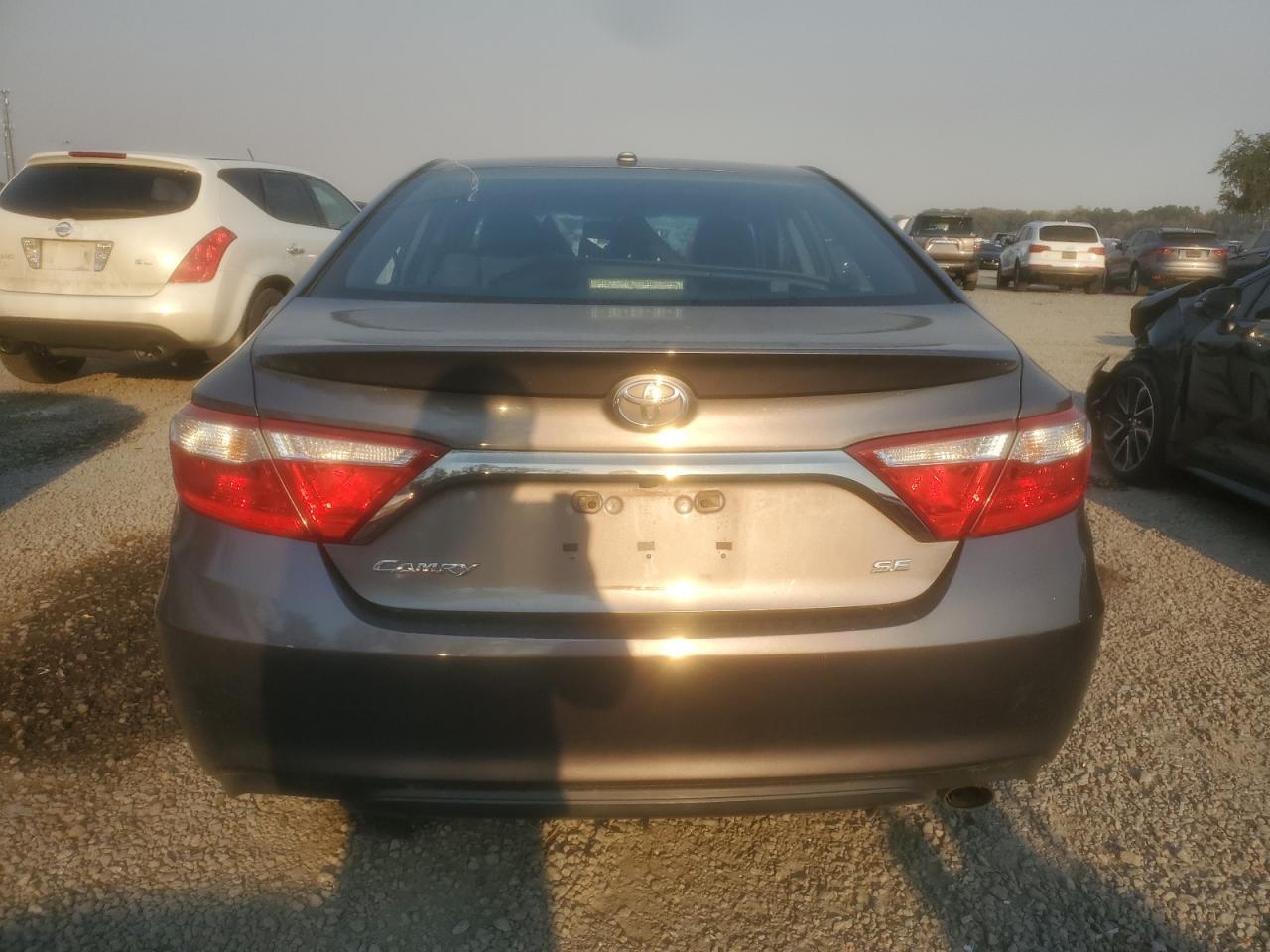 2016 TOYOTA CAMRY LE - Image 6