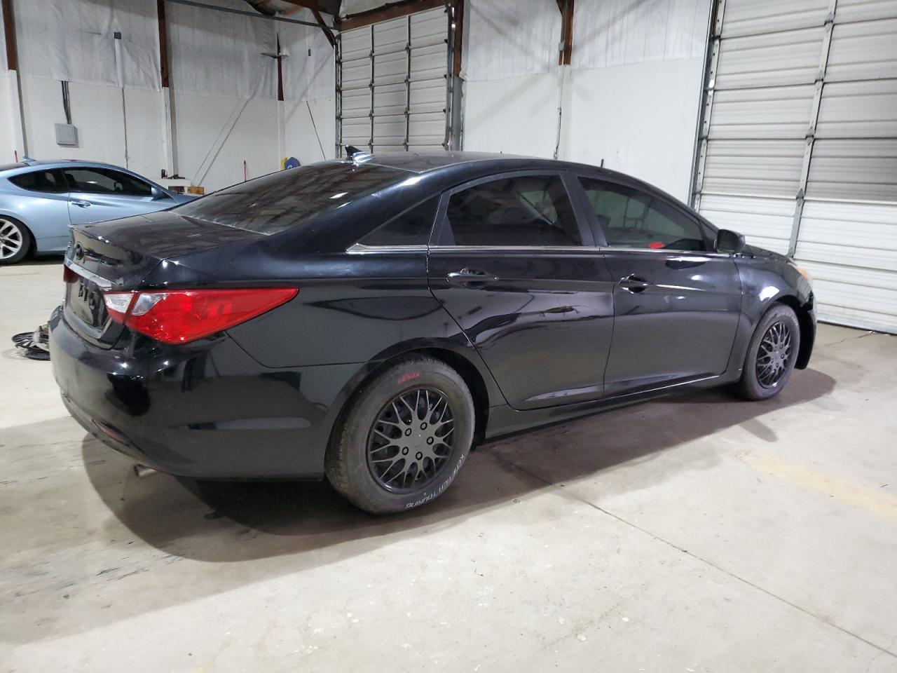 2011 HYUNDAI SONATA GLS - Фото 3