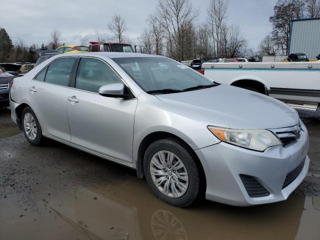 2014 Toyota Camry L - Фото 4