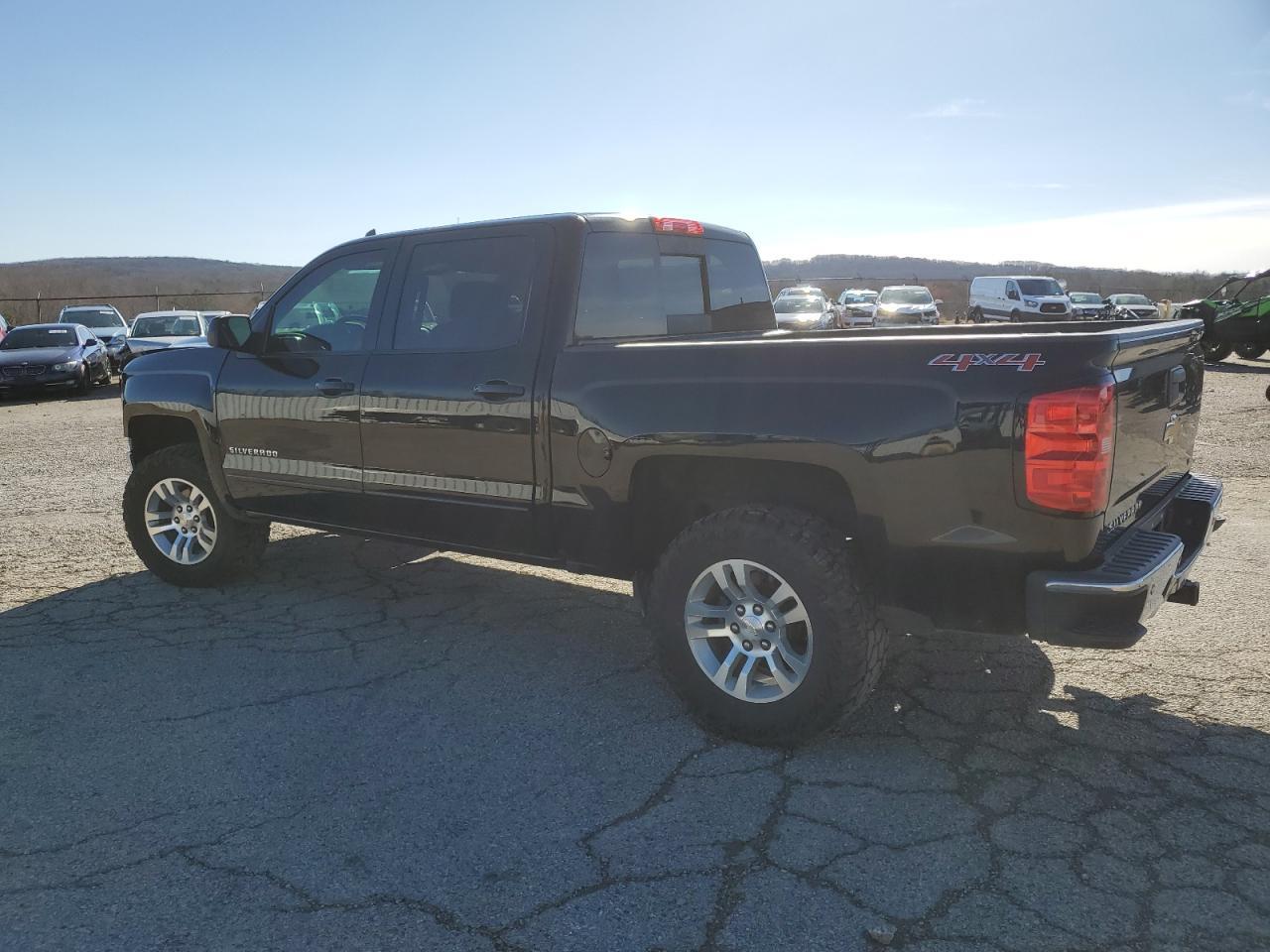2017 CHEVROLET SILVERADO - Фото 2