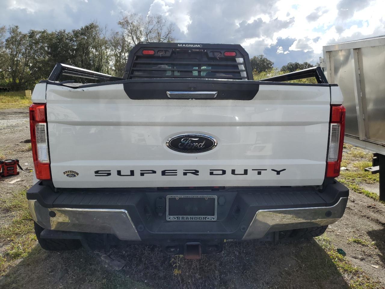 2017 FORD F350 SUPER - Image 6