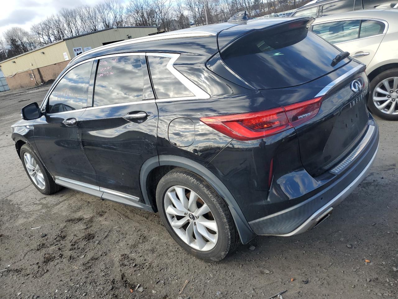 2019 INFINITI QX50 ESSEN - Image 2