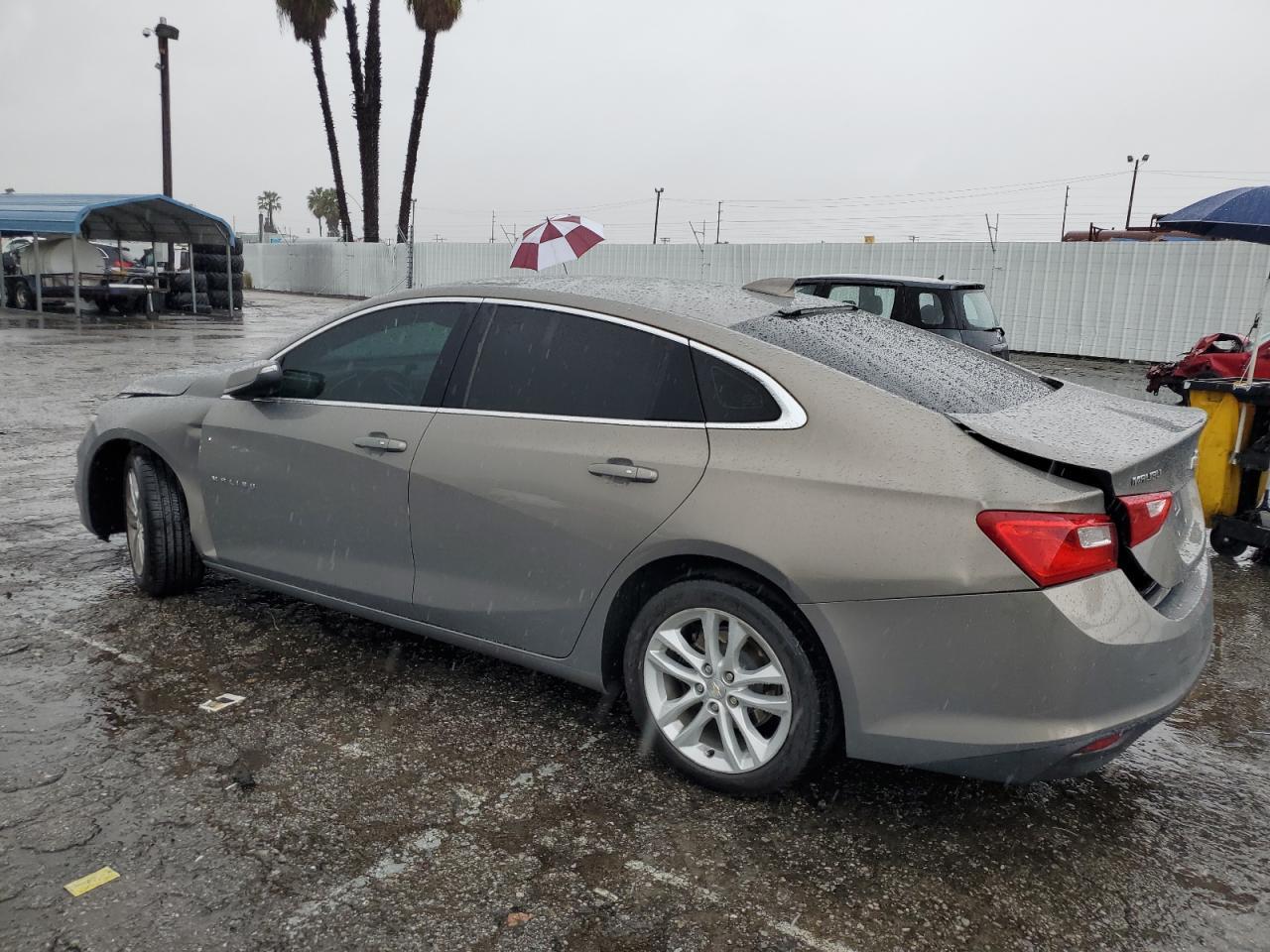 2017 CHEVROLET MALIBU LT - Image 2