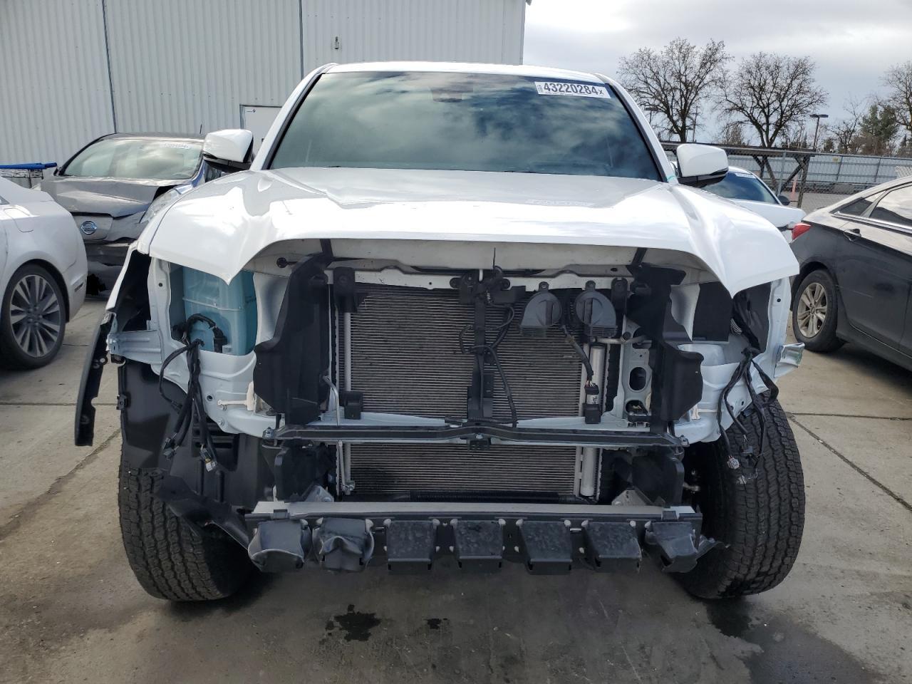 2023 TOYOTA TACOMA DOU - Фото 5
