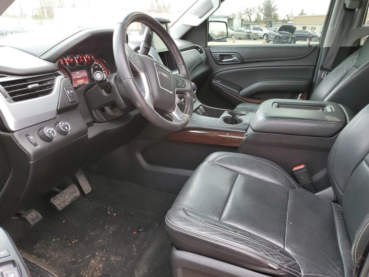 2016 GMC YUKON SLE - Фото 7