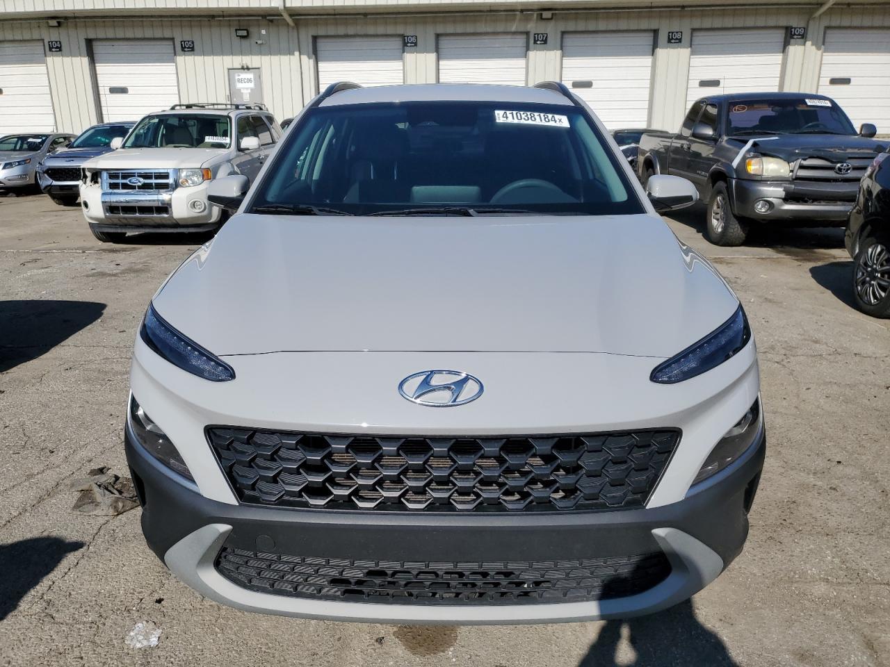 2022 HYUNDAI KONA SEL - Фото 5