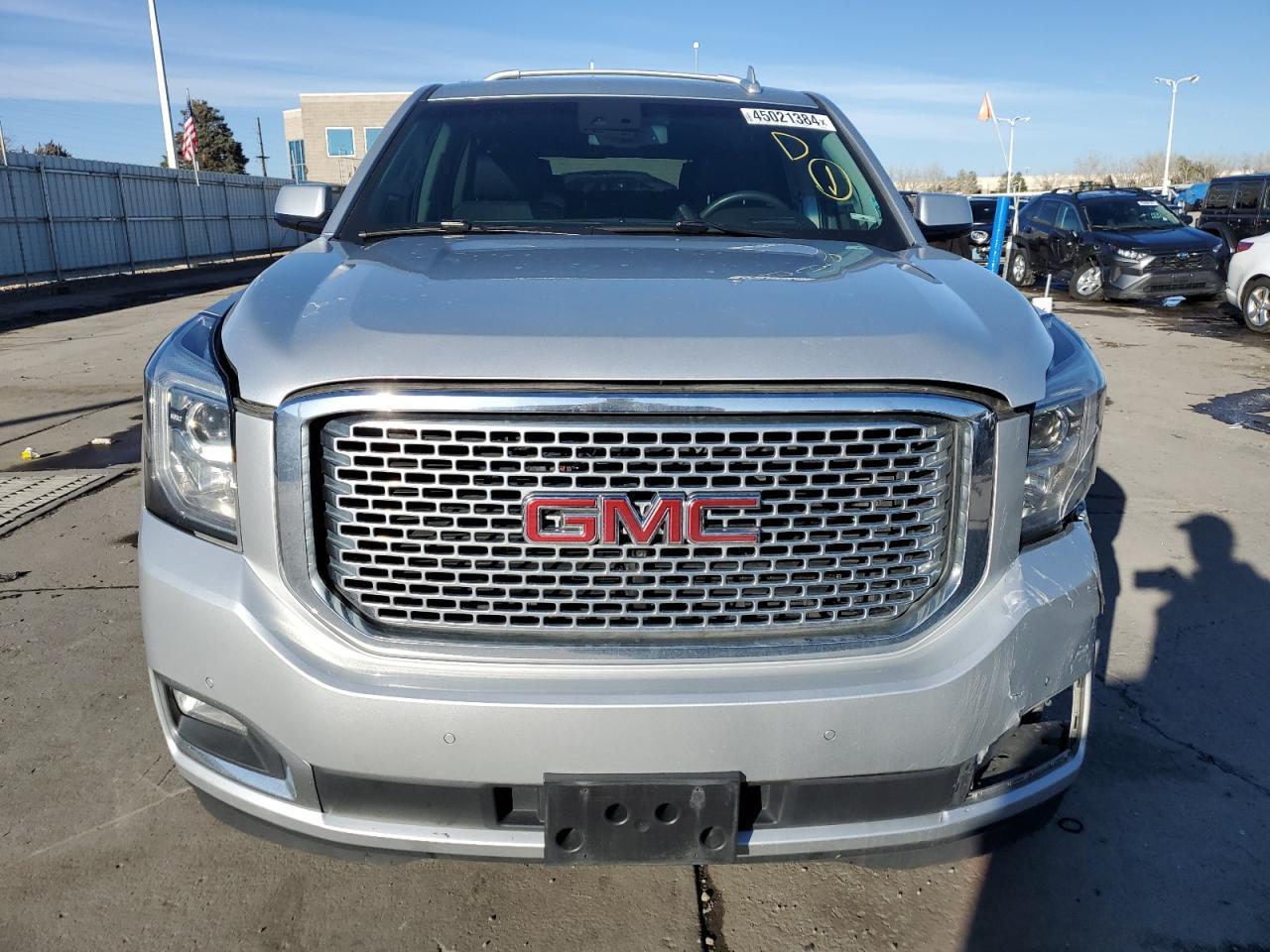 2017 GMC YUKON DENA - Фото 5