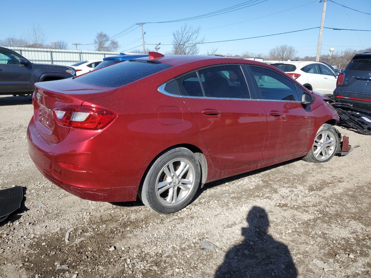 2017 CHEVROLET CRUZE LT - Image 3