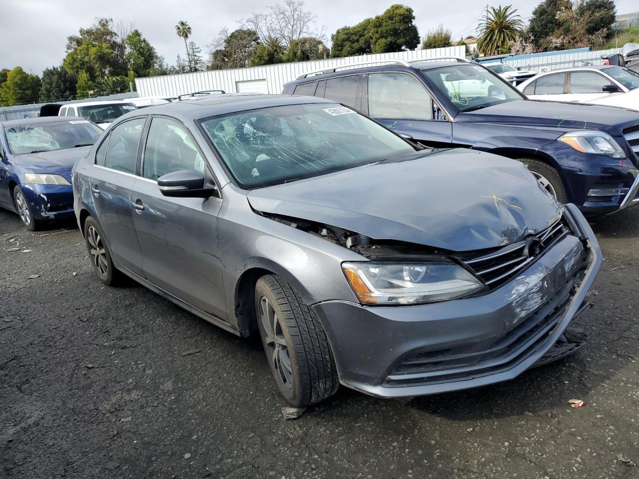 2017 VOLKSWAGEN JETTA SE - Фото 4