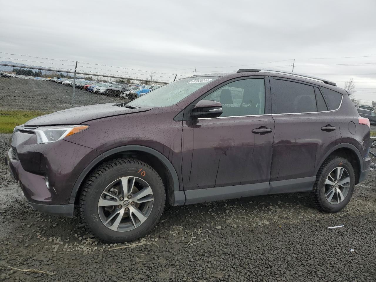 2016 TOYOTA RAV4 XLE