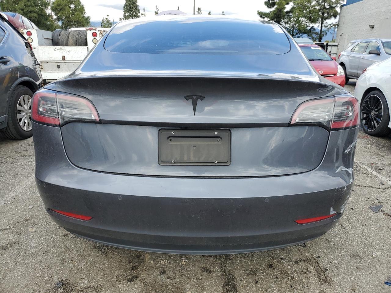 2021 TESLA MODEL 3 - Фото 6