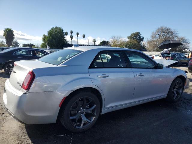 2023 Chrysler 300 S - Фото 3