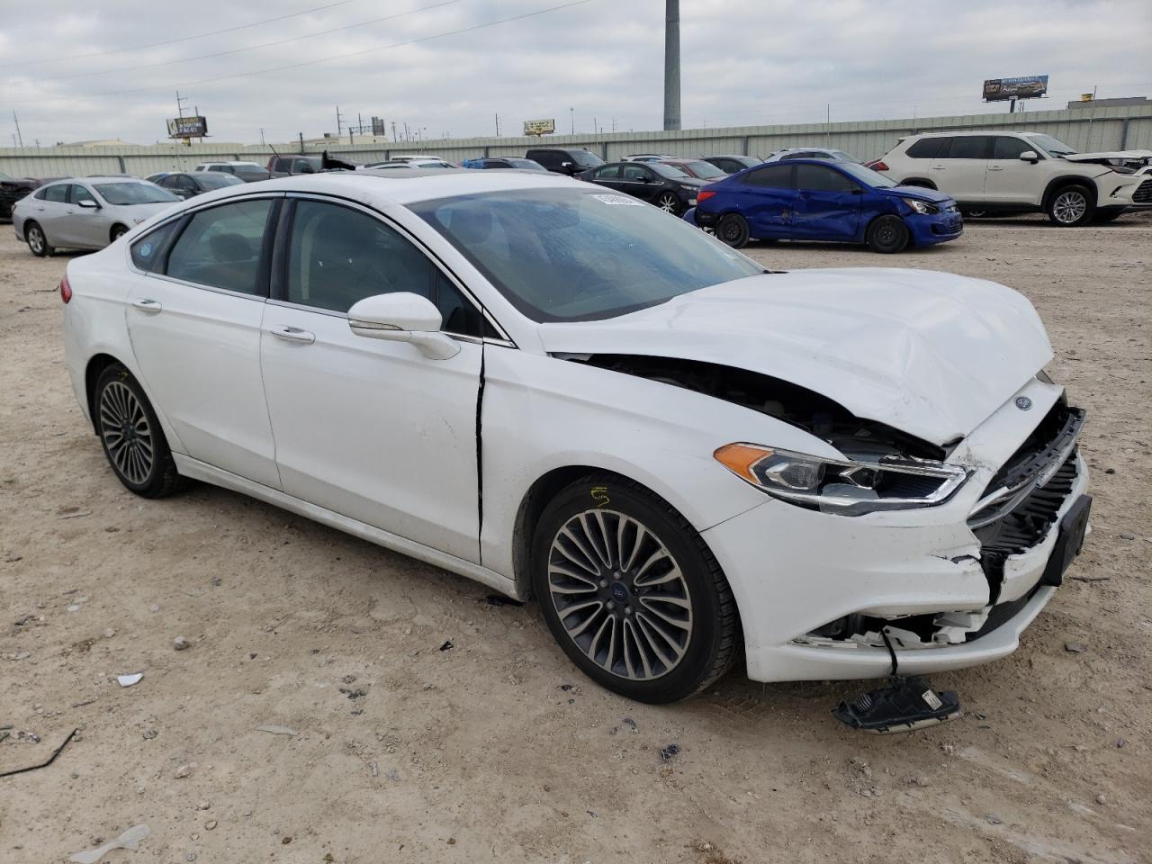 2017 FORD FUSION SE - Image 4