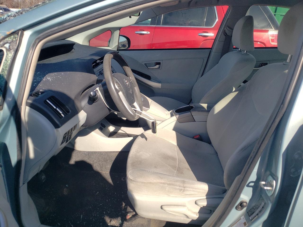 2015 TOYOTA PRIUS - Фото 7