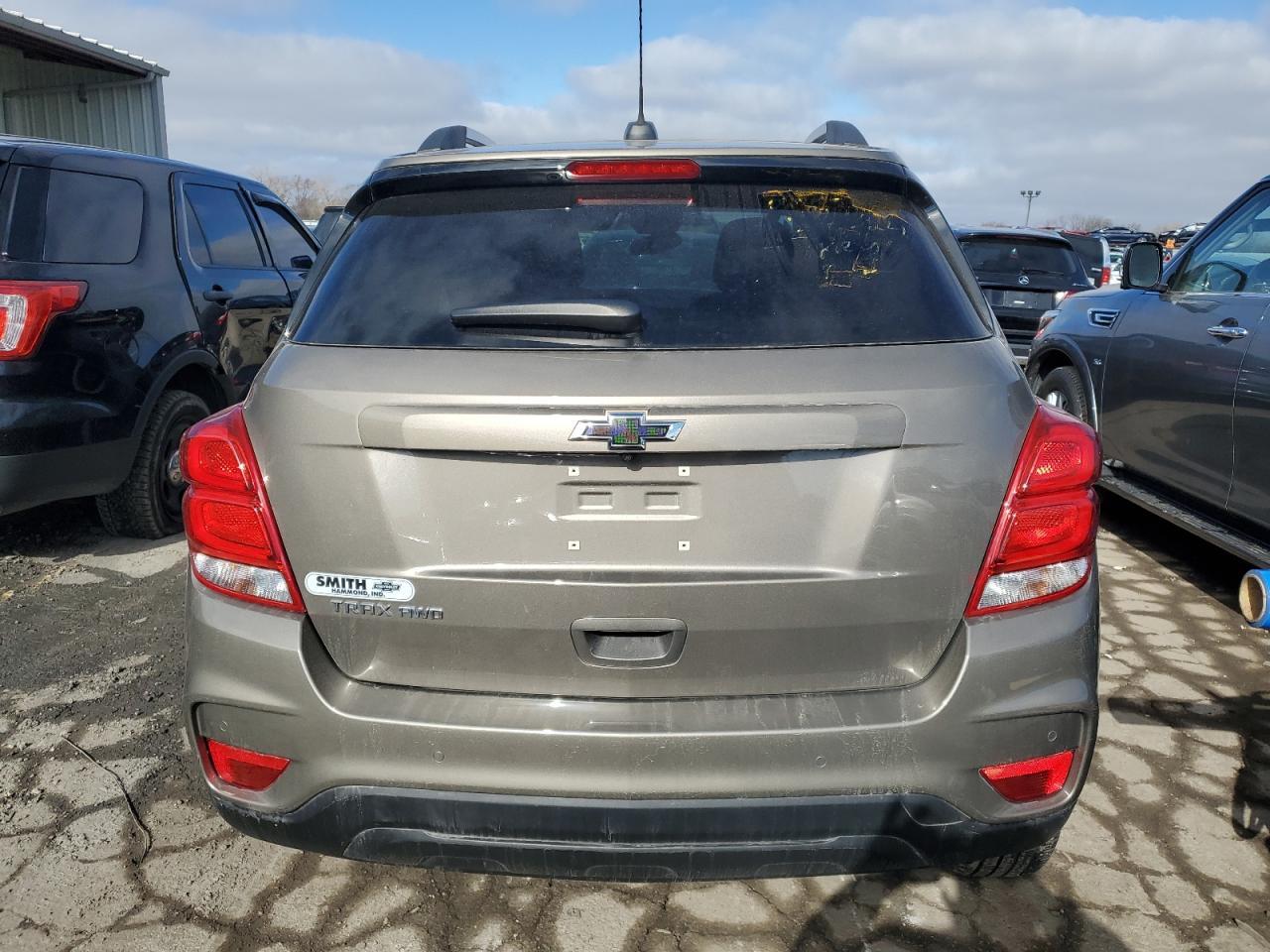 2021 CHEVROLET TRAX 1LT - Image 6