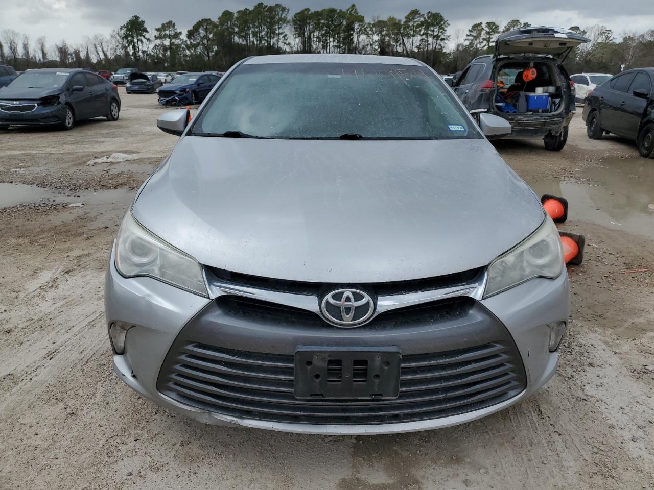 2015 TOYOTA CAMRY LE - Фото 5