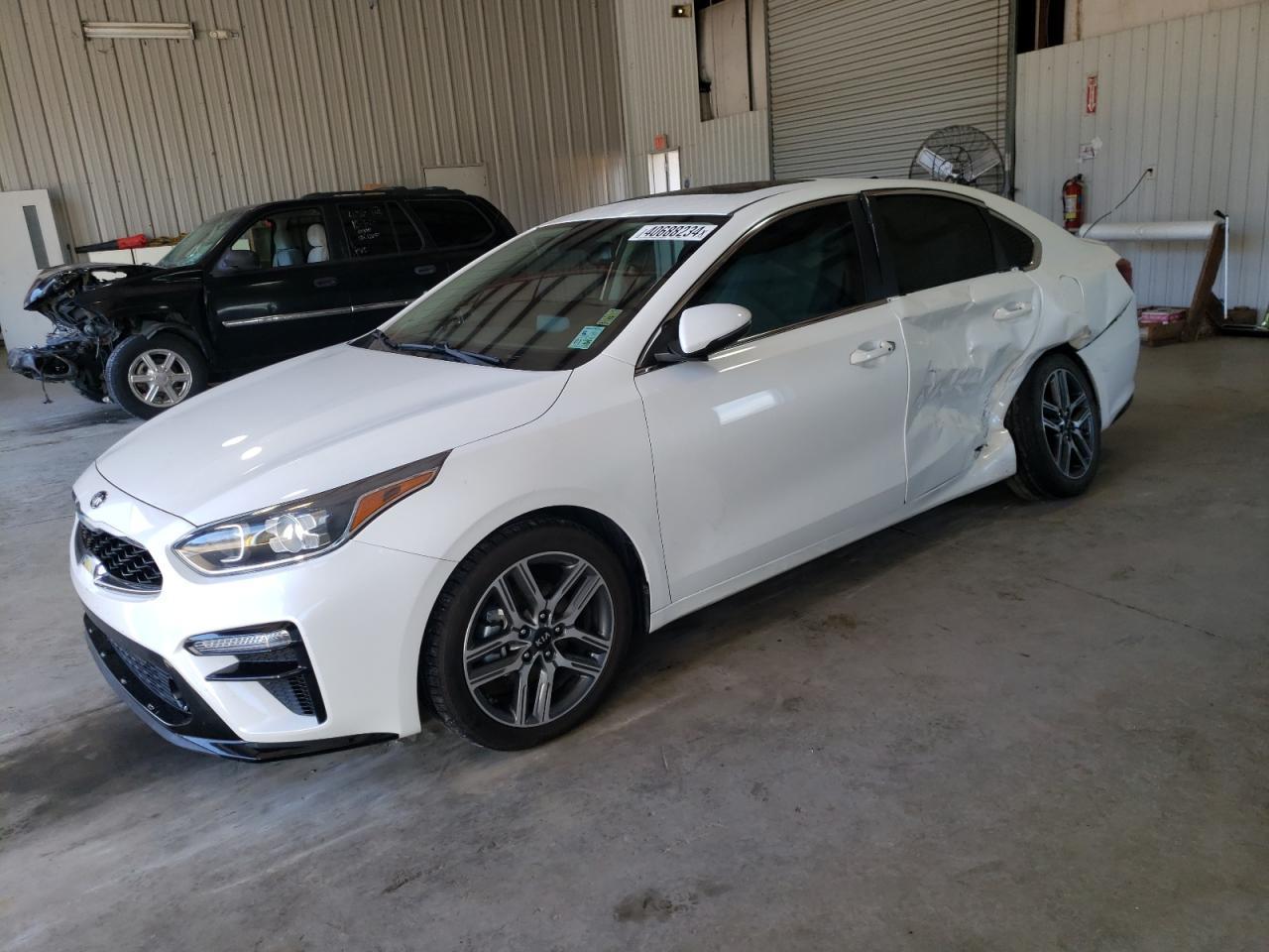 2021 KIA FORTE EX car image