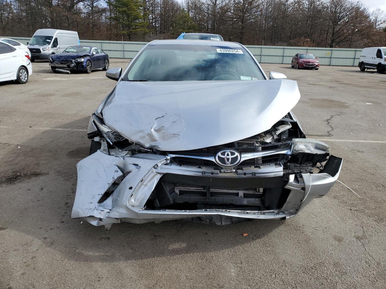 2015 TOYOTA CAMRY LE - Фото 5