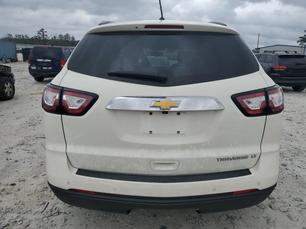 2015 CHEVROLET TRAVERSE L - Image 6