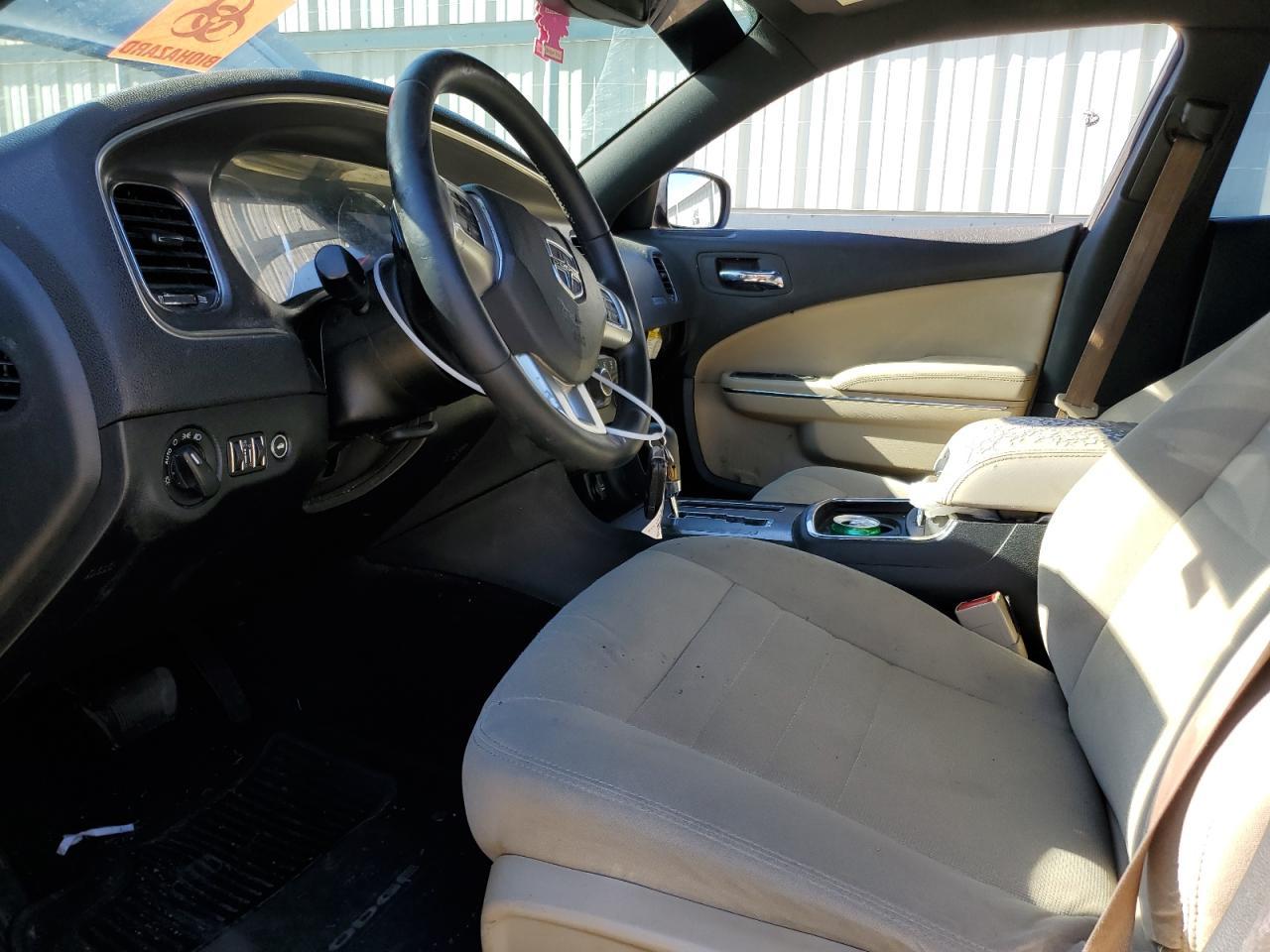 2014 DODGE CHARGER SE - Image 7