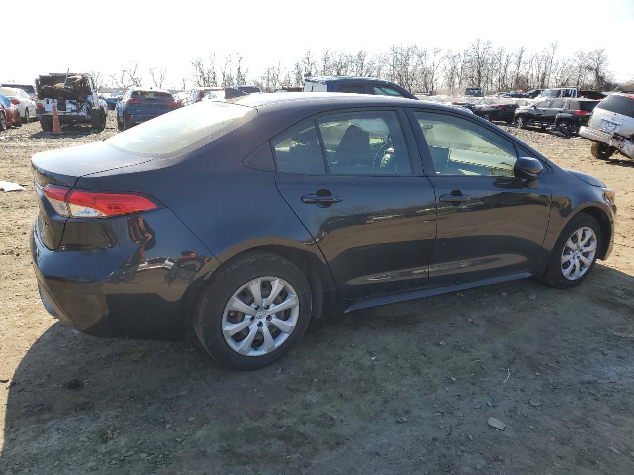 2021 TOYOTA COROLLA LE - Фото 3