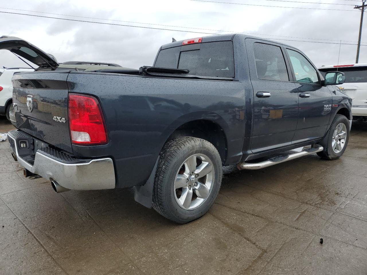 2015 RAM 1500 SLT - Фото 3