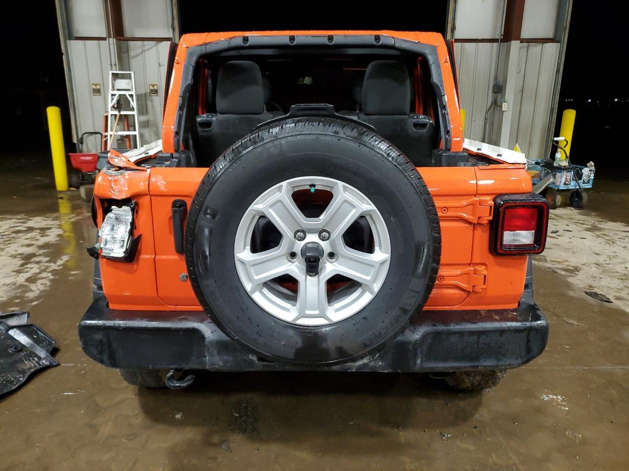 2019 JEEP WRANGLER U - Фото 6