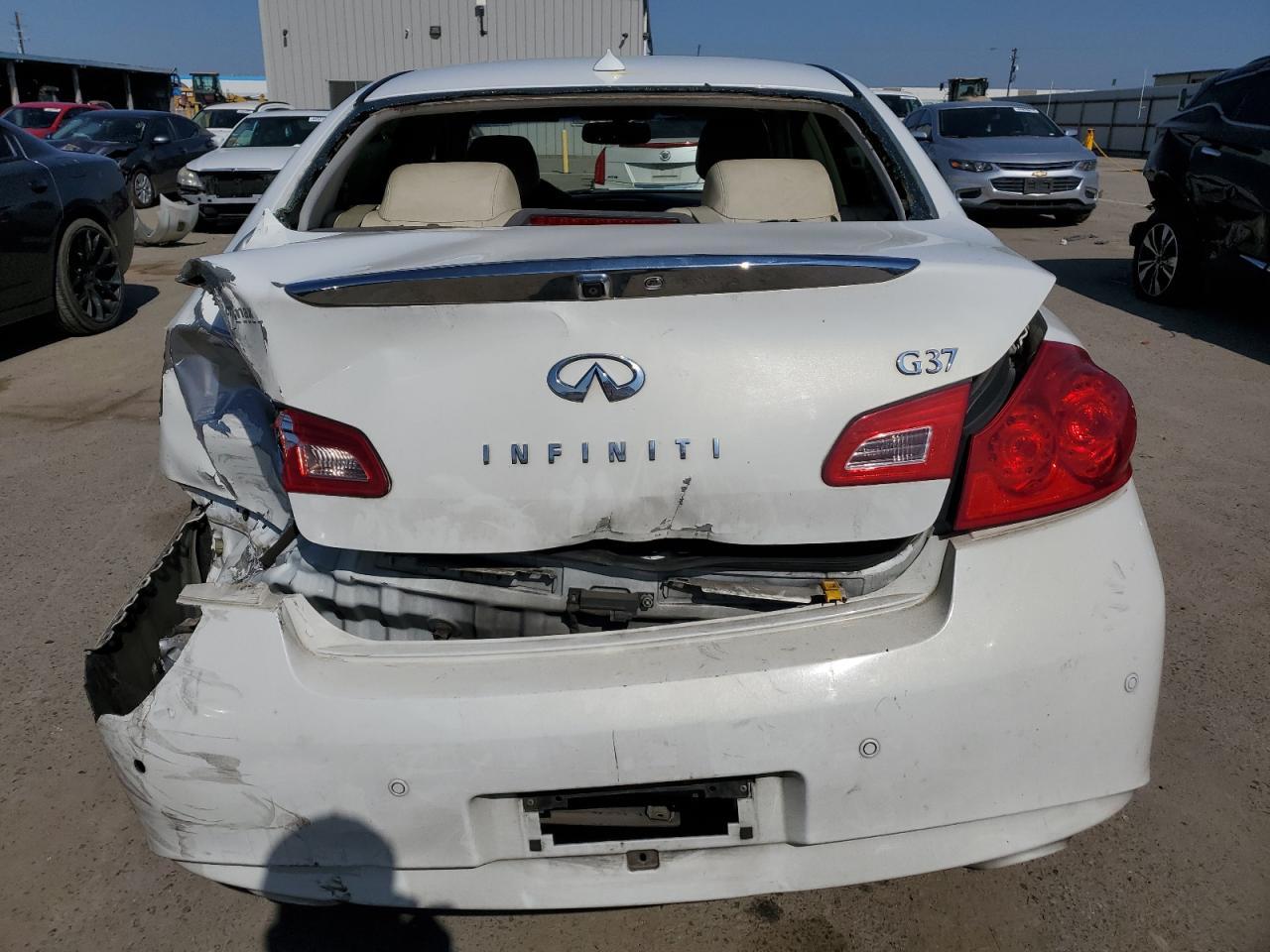2012 INFINITI G37 BASE - Image 6